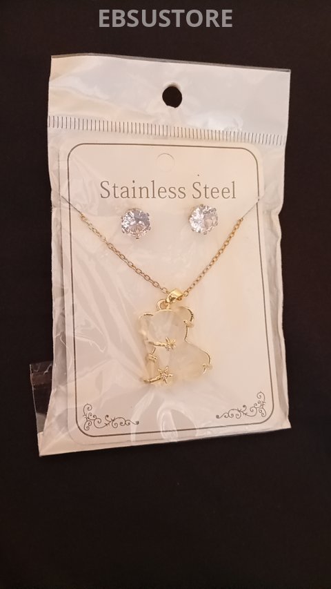 Female necklace