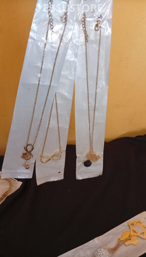 Female necklace